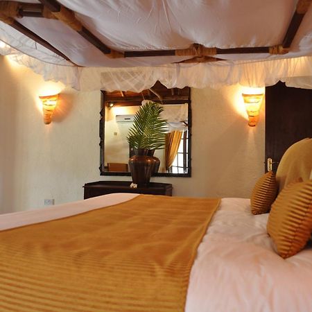Breezes Beach Club And Spa บูจู ภายนอก รูปภาพ