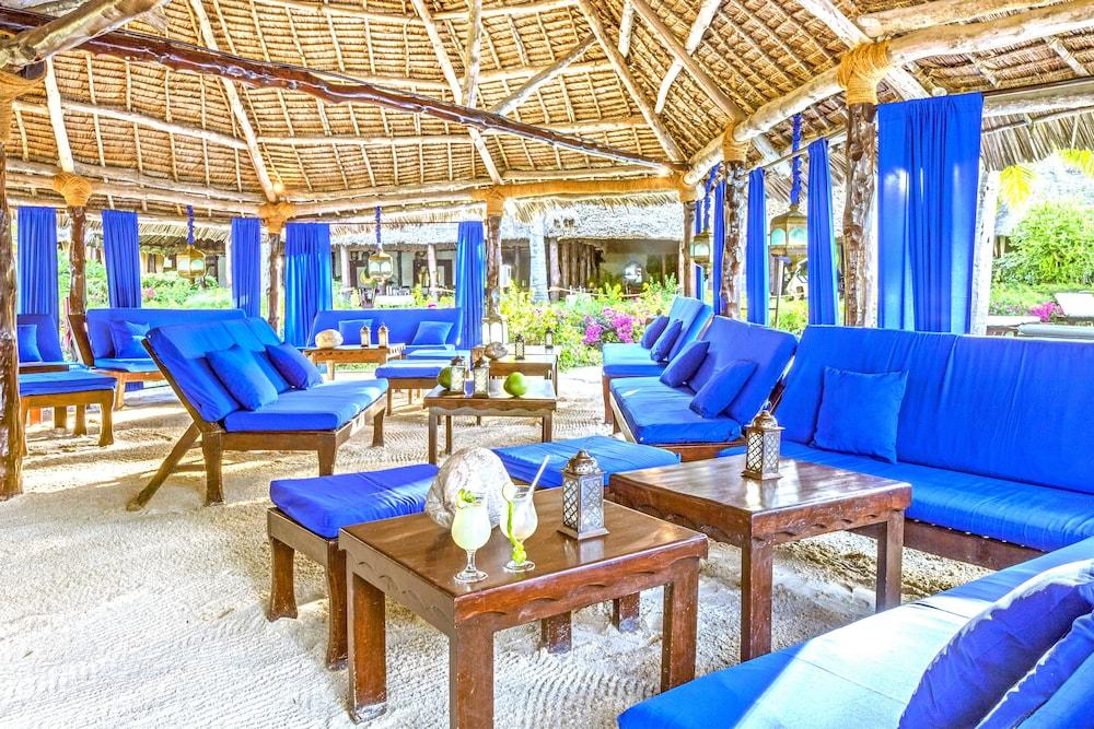 Breezes Beach Club And Spa บูจู ภายนอก รูปภาพ