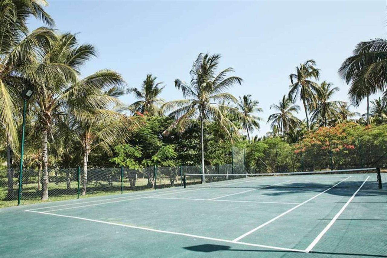 Breezes Beach Club And Spa บูจู ภายนอก รูปภาพ